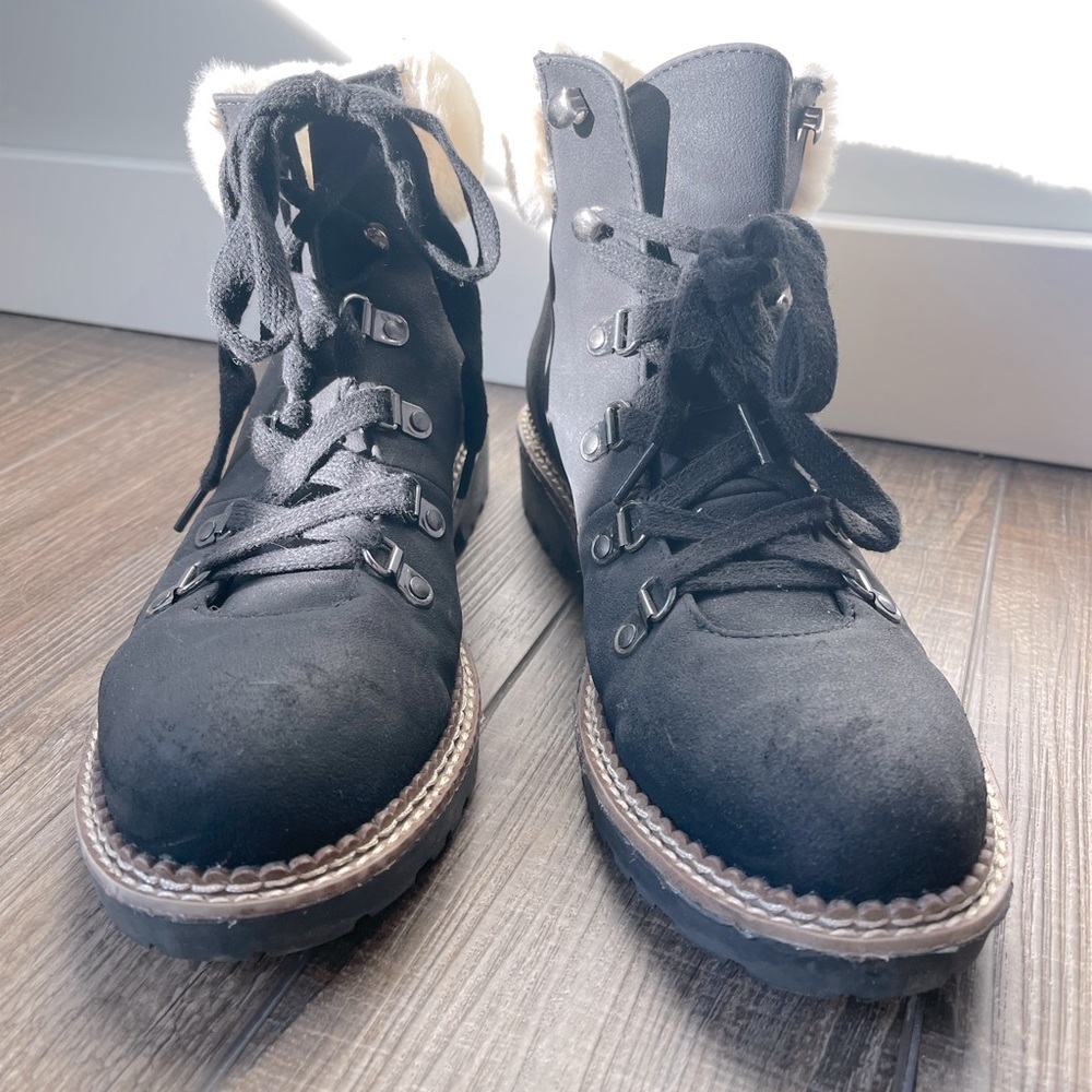 Black Combat Boots with white Sherpa heel